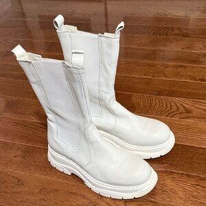 L'INTERVALLE White Chunky Chelsea Ankle Boots